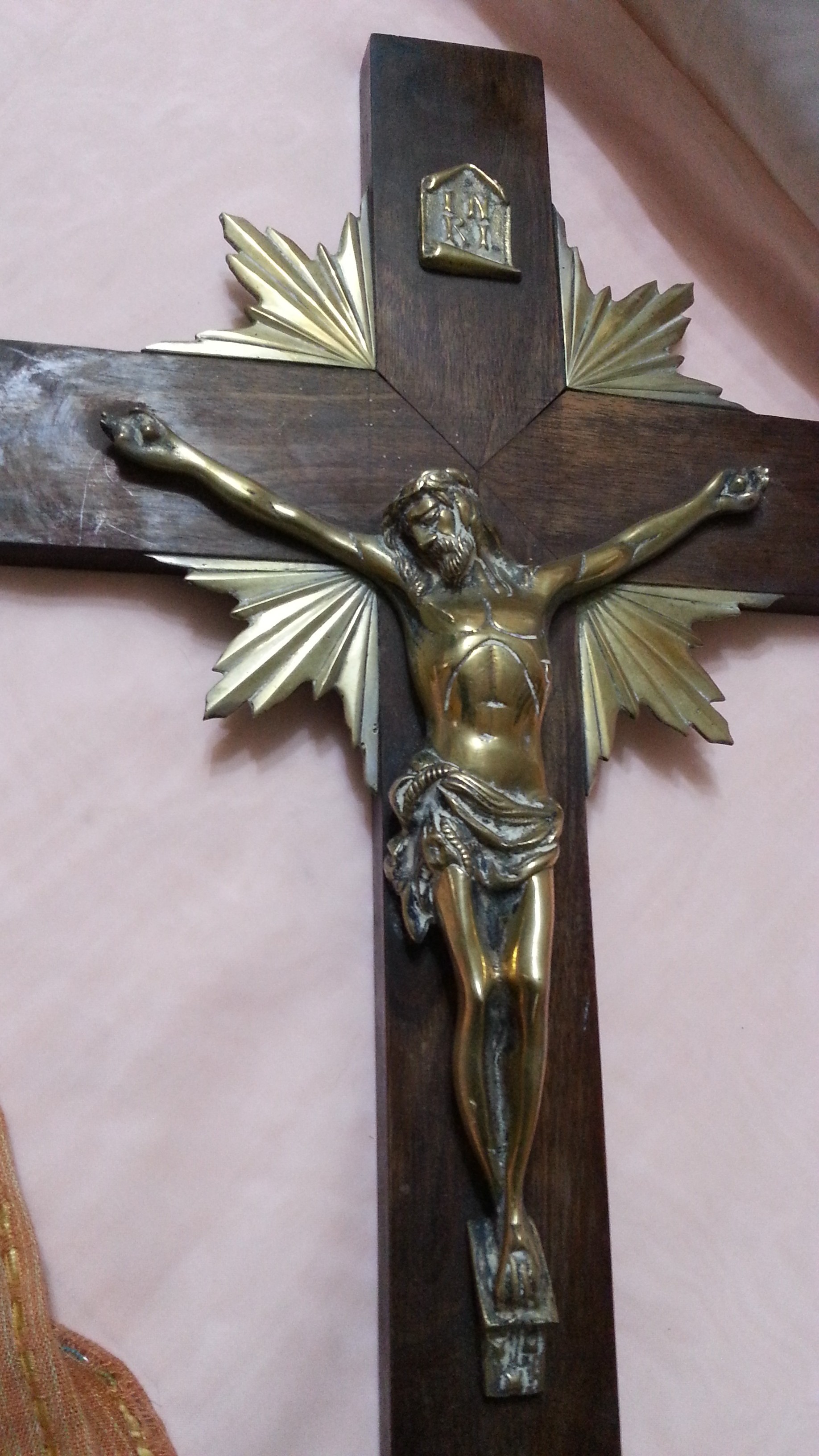 Crucifijo En Madera Y Cristo En Bronce Vintage A Os