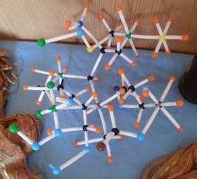 Estructura atómica molecular. Años 80