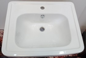 Lavabo grande para el baño.