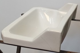 Lavabo pequeño para el baño.